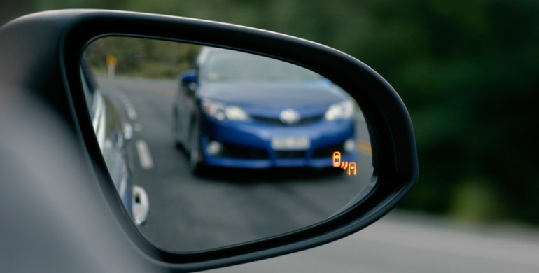 Cada cuánto se deben cambiar los espejos de un auto para no perder  visibilidad?